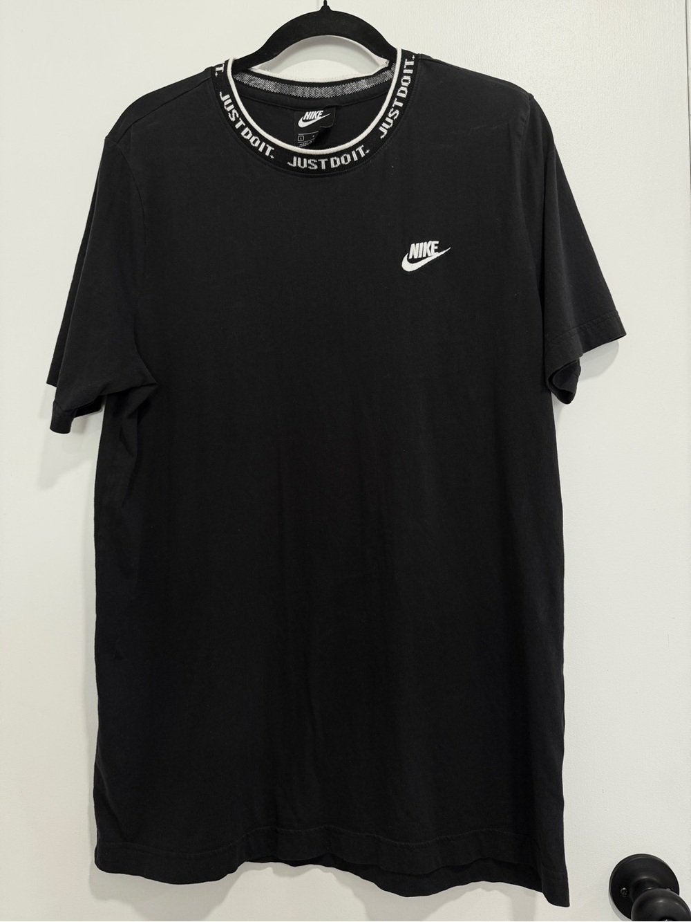 Nike Black Short Sleeve Tee with White Swoosh and 'Just Do It' Collar